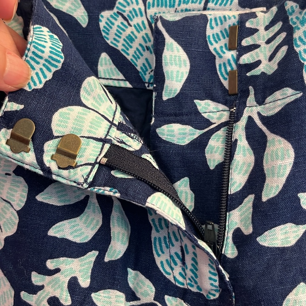 VINEYARD VINES seashell print shorts size 2 women’s - Picture 2 of 11